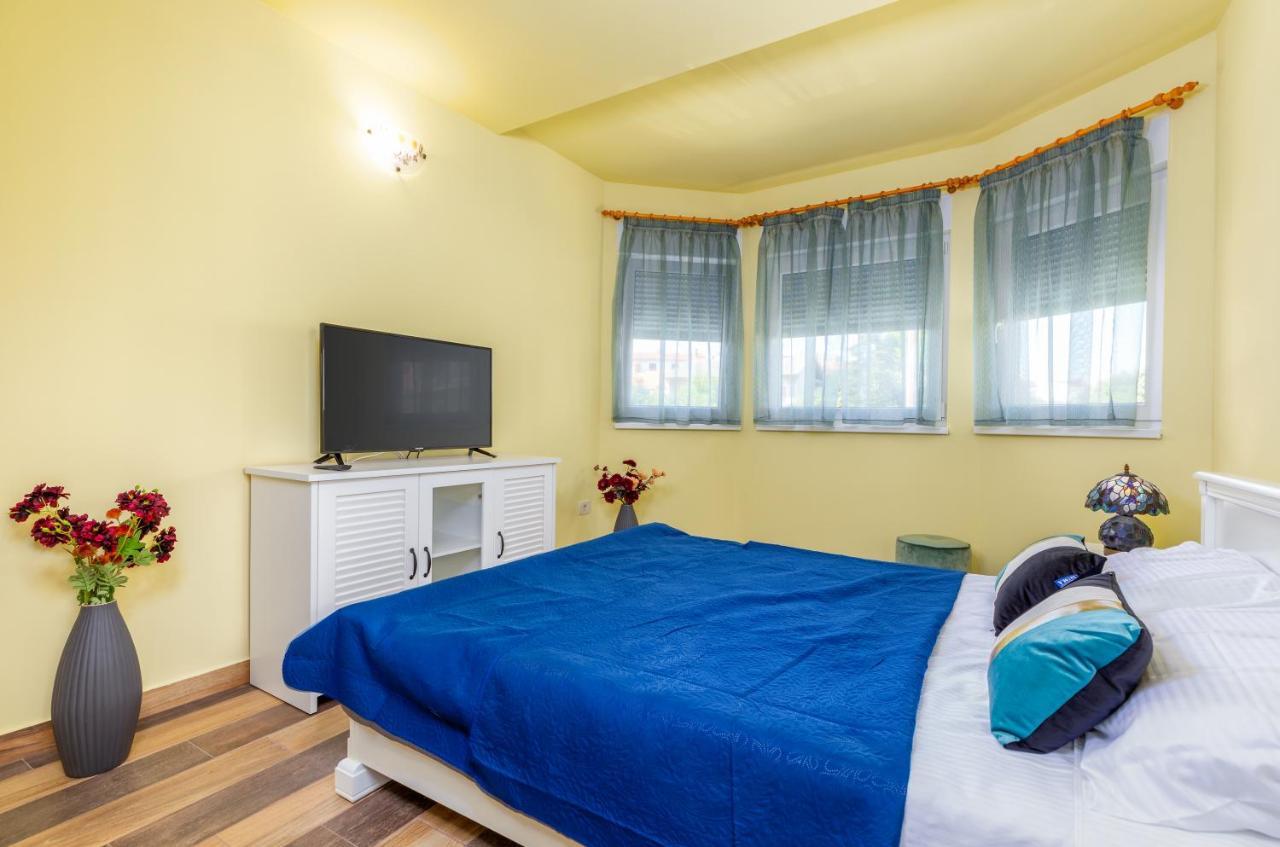 Apartment Monte Pula